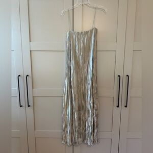 TOTEME 100% Silk Crinkle Dress